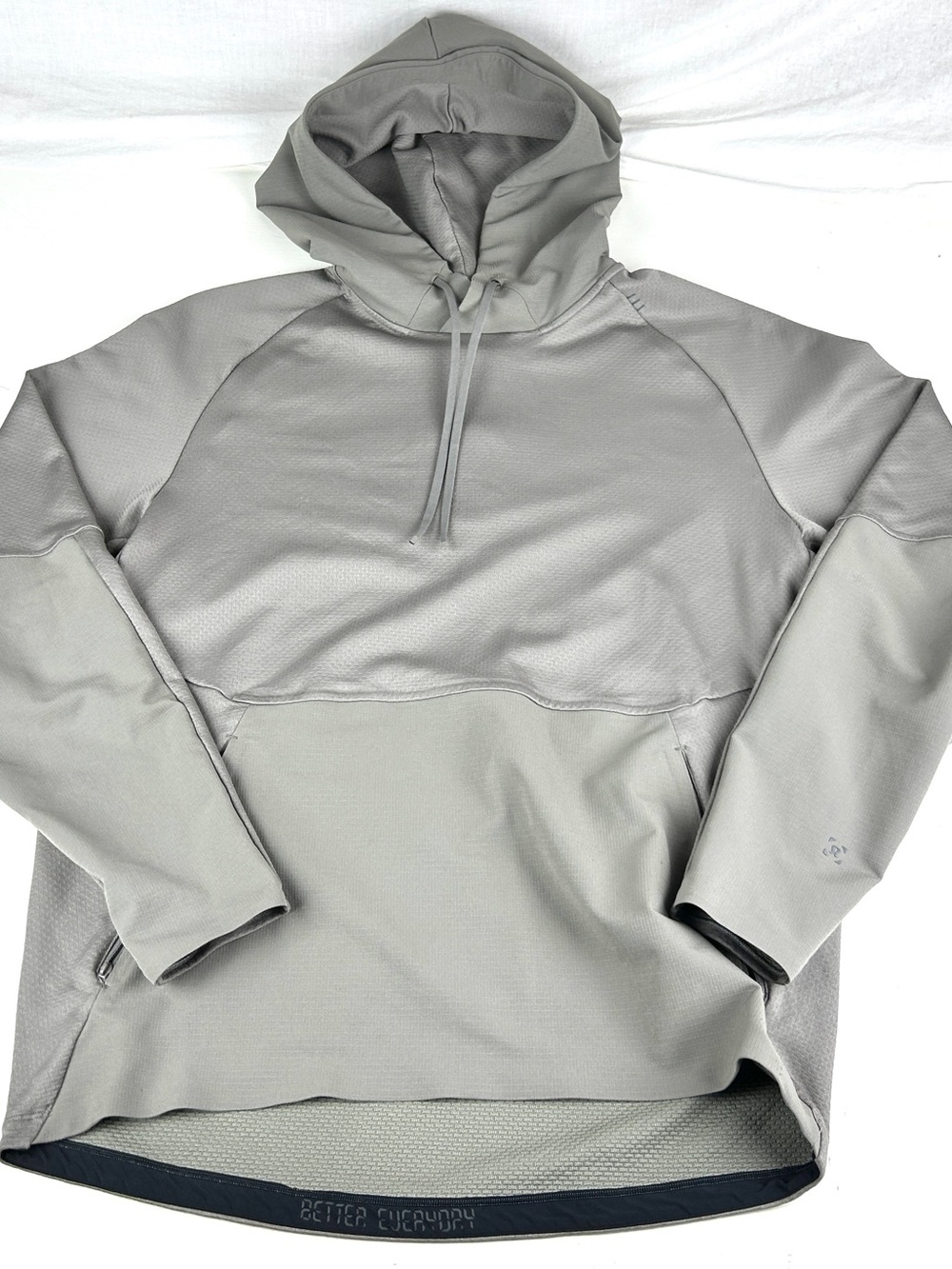 Lululemon Fundamental Fuel Pullover Hoodie Carbon Dust Men's Size Medium LM3BNZS